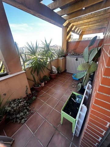 3 sypialnia Penthouse na sprzedaż w Miasto Kordoba z basenem garażem - 400 000 € (Ref: 9536805)