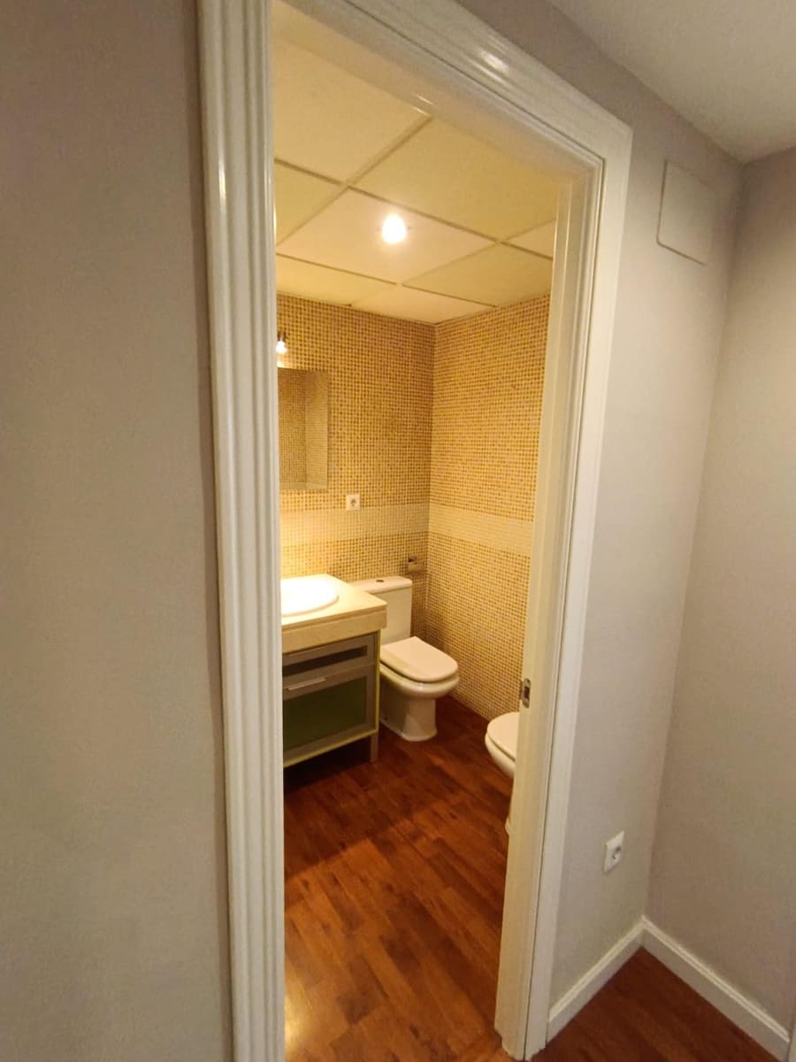 3 bedroom Penthouse for sale in Cordoba city with pool garage - € 400,000 (Ref: 9536805)