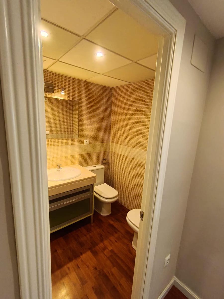 3 bedroom Penthouse for sale in Cordoba city with pool garage - € 400,000 (Ref: 9536805)