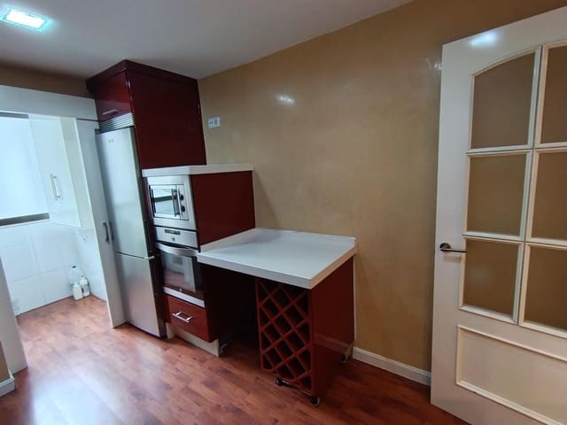 3 soverom Penthouse til salgs i Córdoba by med svømmebasseng garasje - € 400 000 (Ref: 9536805)