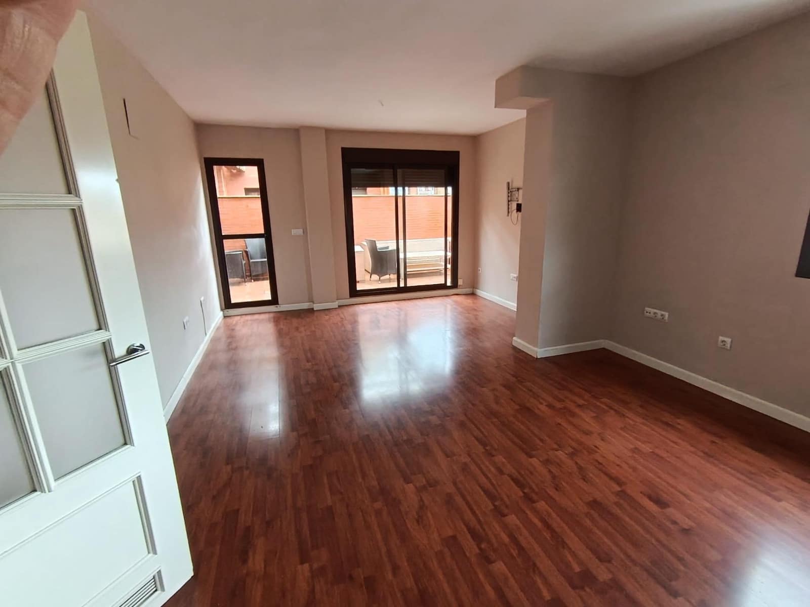 3 bedroom Penthouse for sale in Cordoba city with pool garage - € 400,000 (Ref: 9536805)