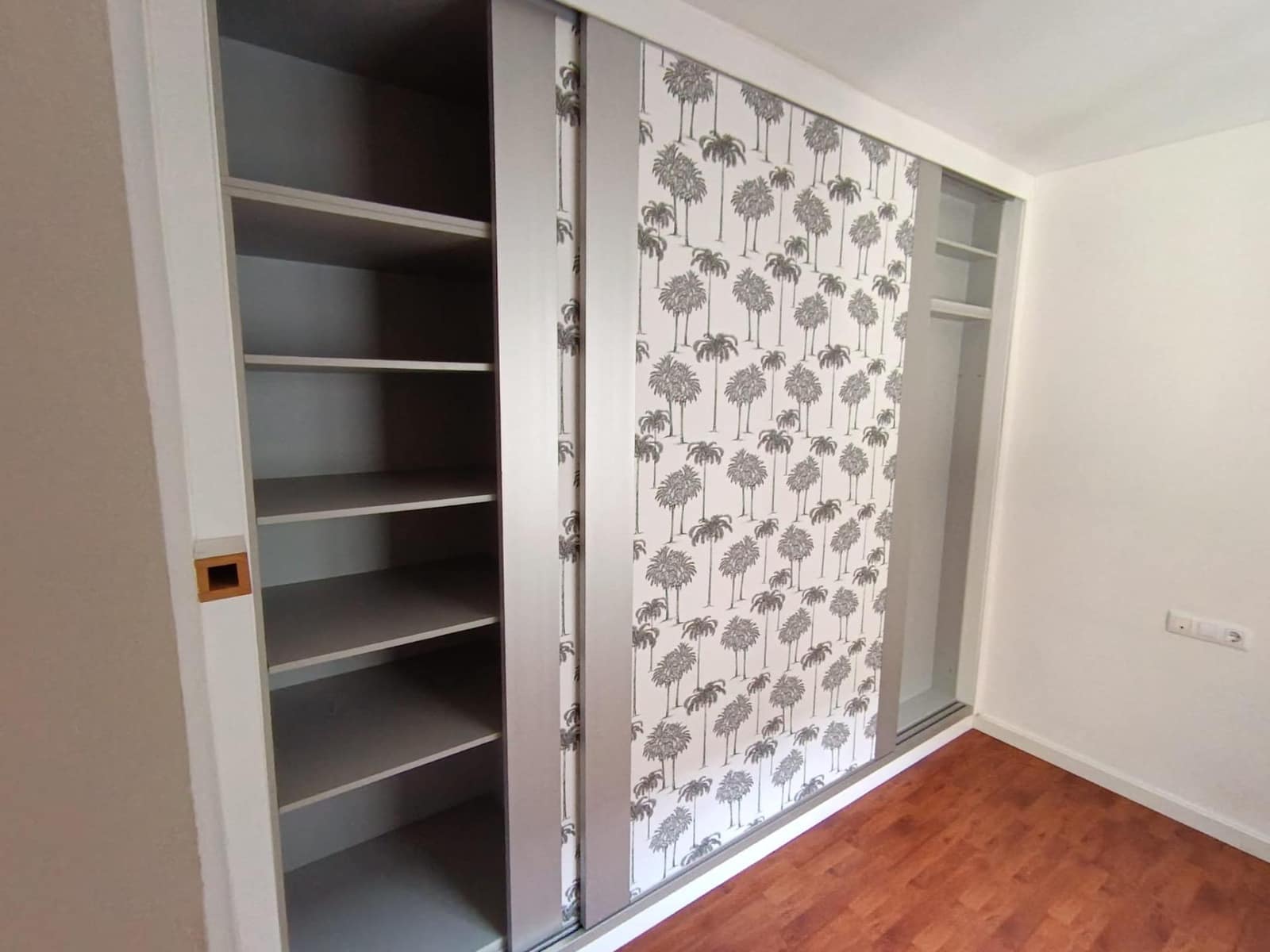 3 bedroom Penthouse for sale in Cordoba city with pool garage - € 400,000 (Ref: 9536805)