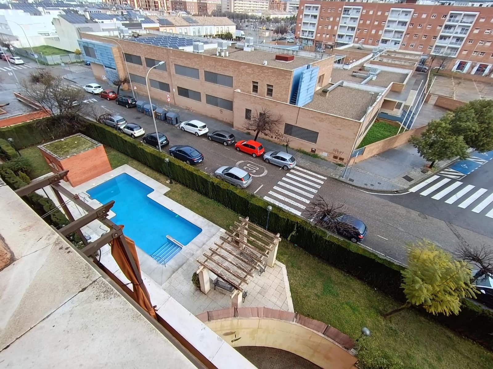 3 bedroom Penthouse for sale in Cordoba city with pool garage - € 400,000 (Ref: 9536805)