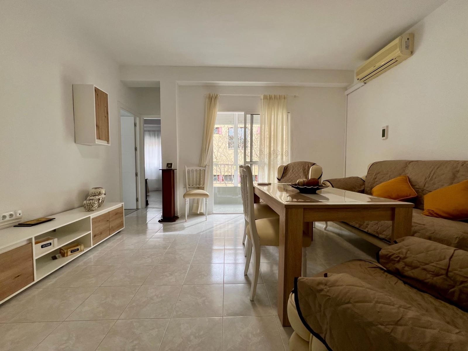 3 slaapkamer Flat te huur in Cordoba stad - € 700 (Ref: 9543742)