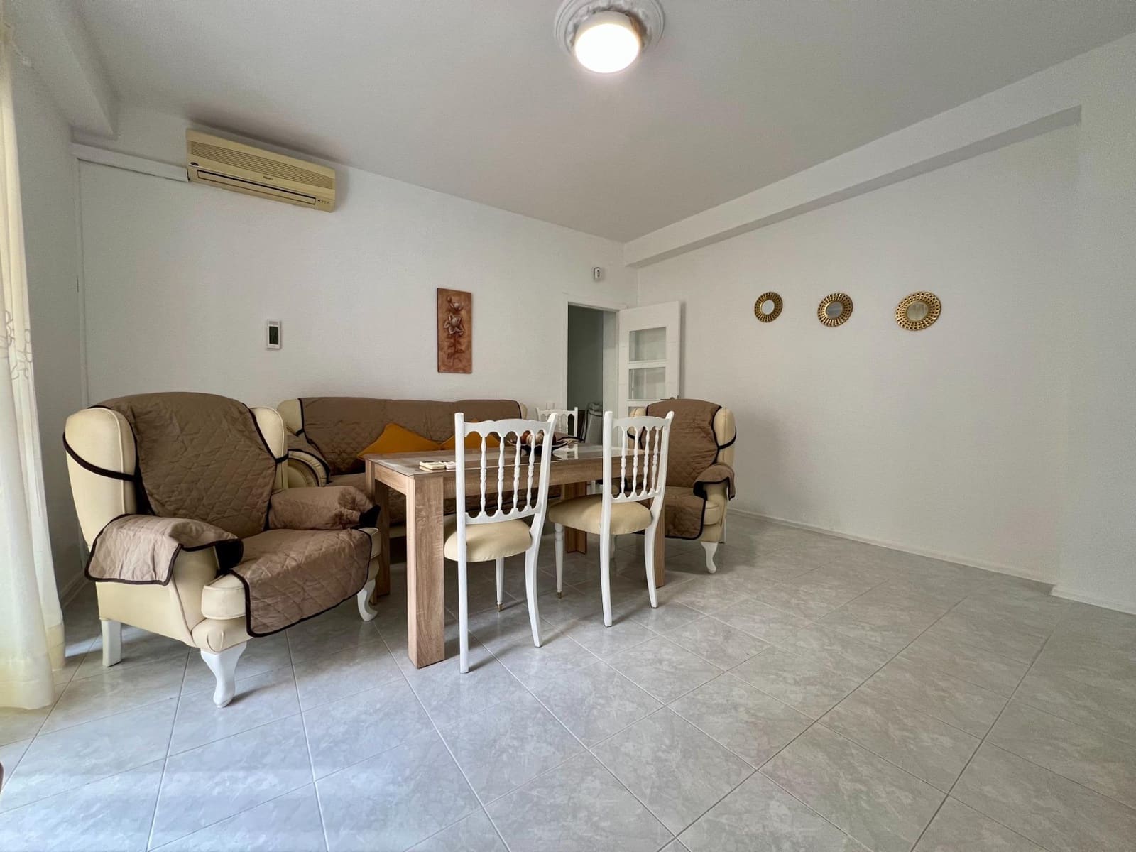 3 slaapkamer Flat te huur in Cordoba stad - € 700 (Ref: 9543742)