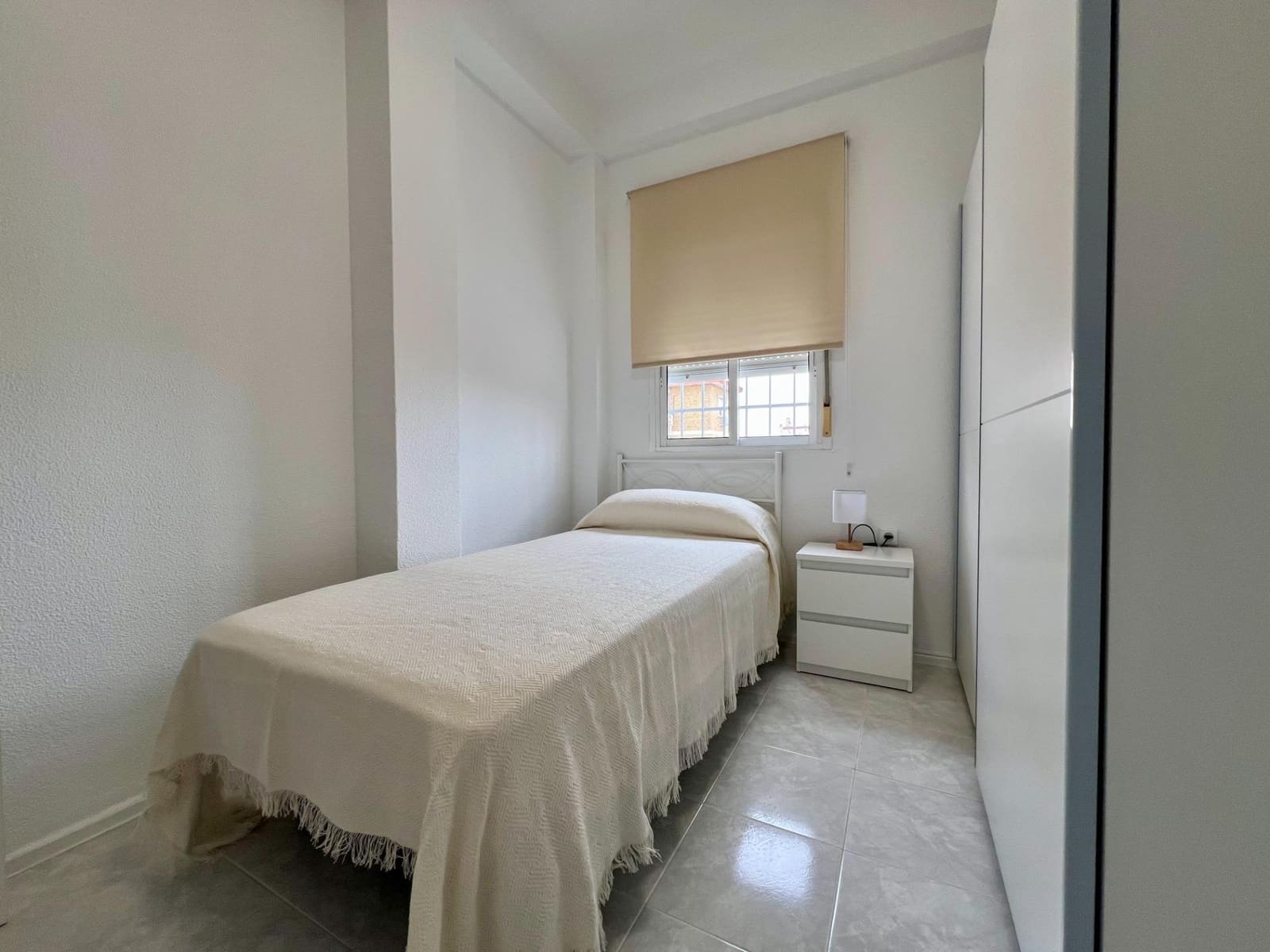 3 slaapkamer Flat te huur in Cordoba stad - € 700 (Ref: 9543742)