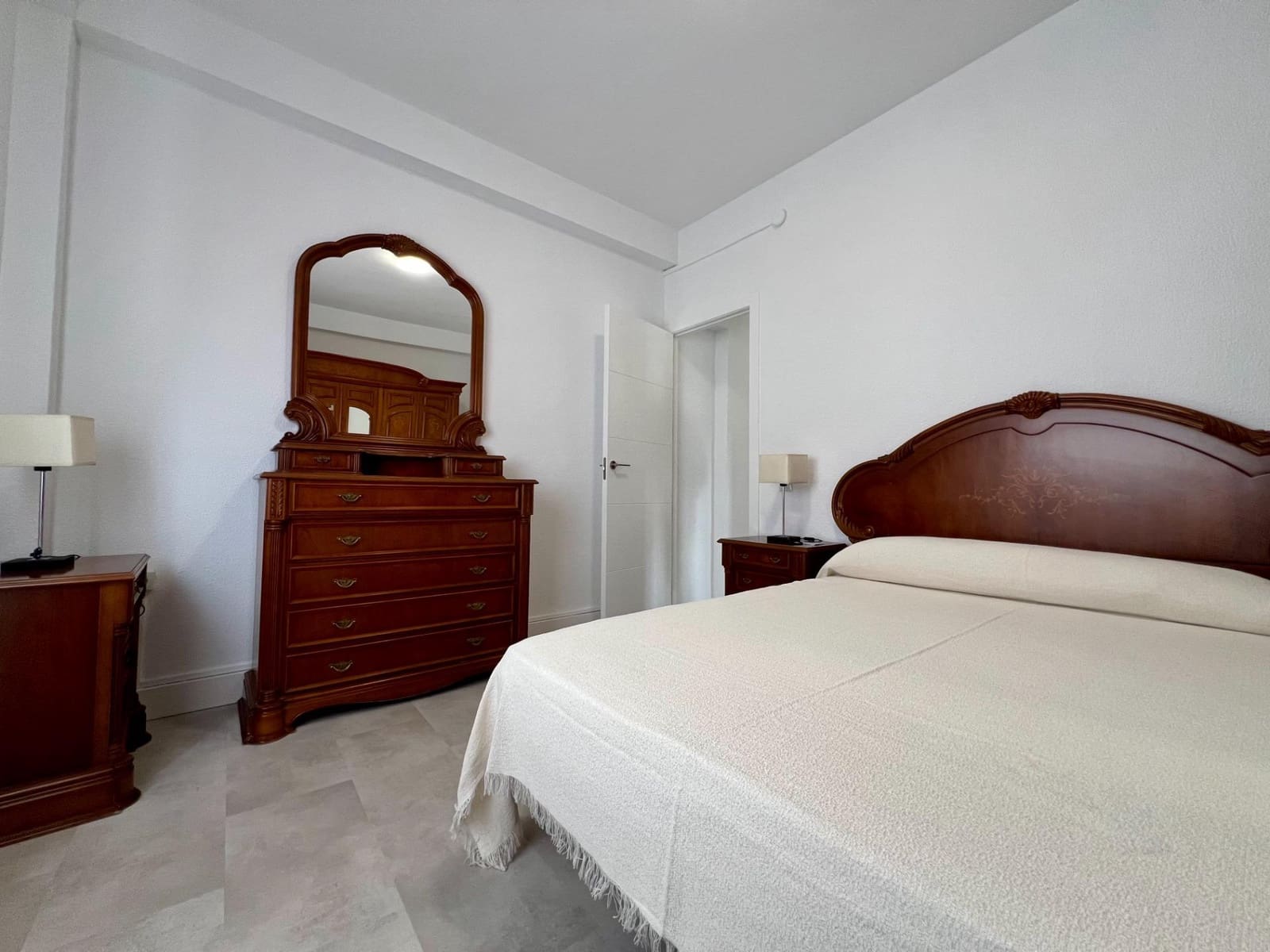 3 slaapkamer Flat te huur in Cordoba stad - € 700 (Ref: 9543742)