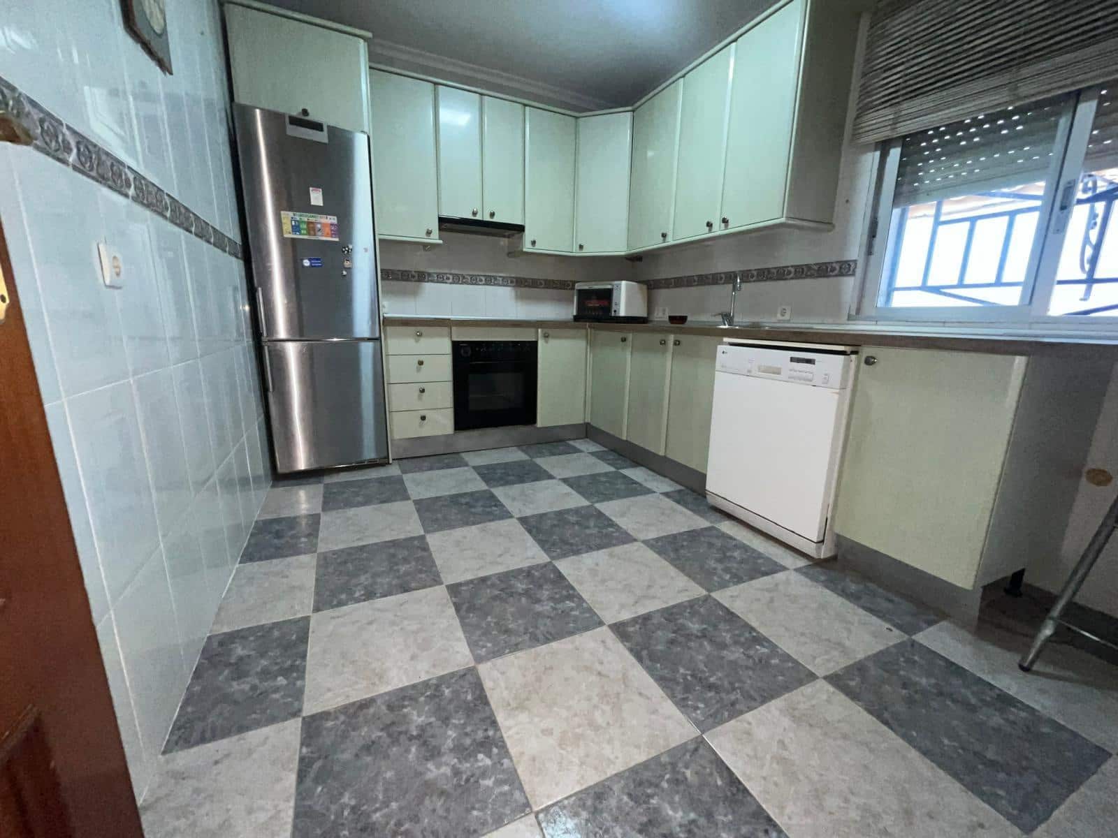 5 sypialnia Dom szeregowy na sprzedaż w Miasto Kordoba - 300 000 € (Ref: 9543743)