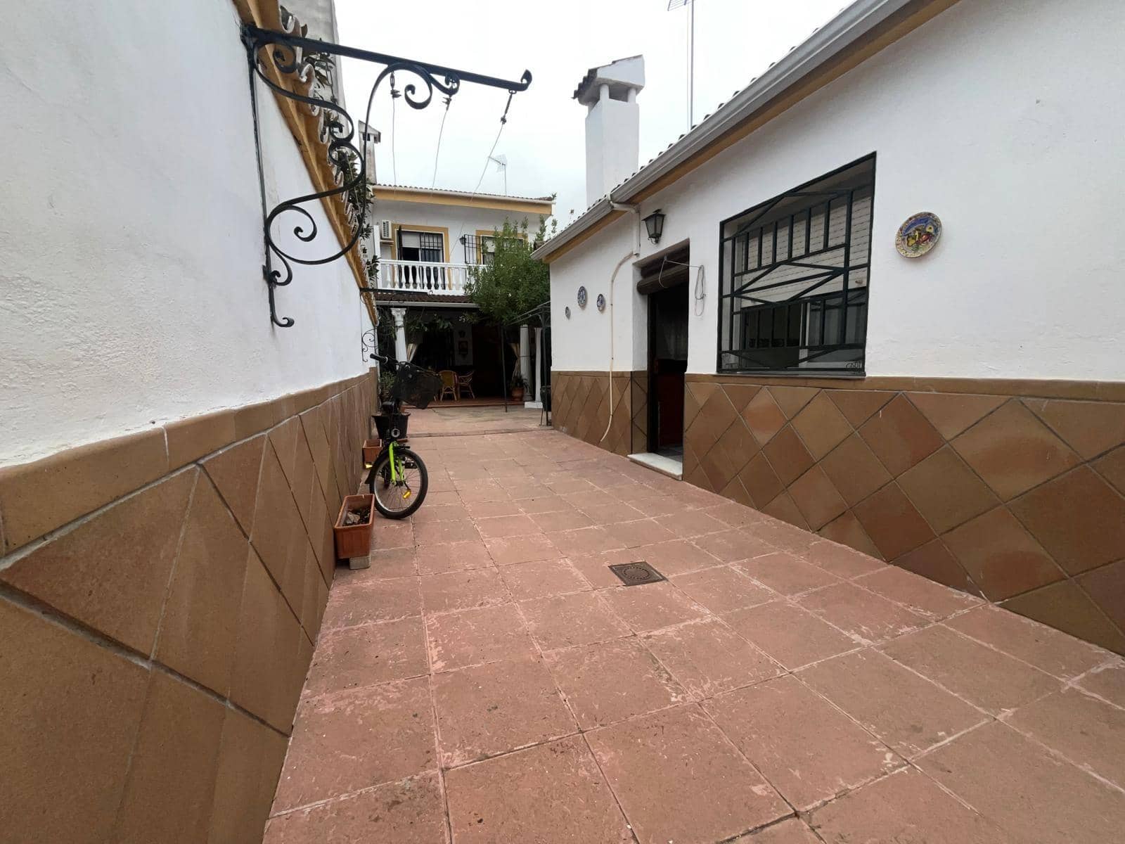 5 sypialnia Dom szeregowy na sprzedaż w Miasto Kordoba - 300 000 € (Ref: 9543743)