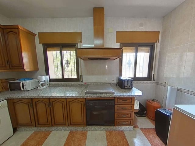 4 soveværelse Finca/Landehus til salg i Córdoba by - € 225.000 (Ref: 9543746)