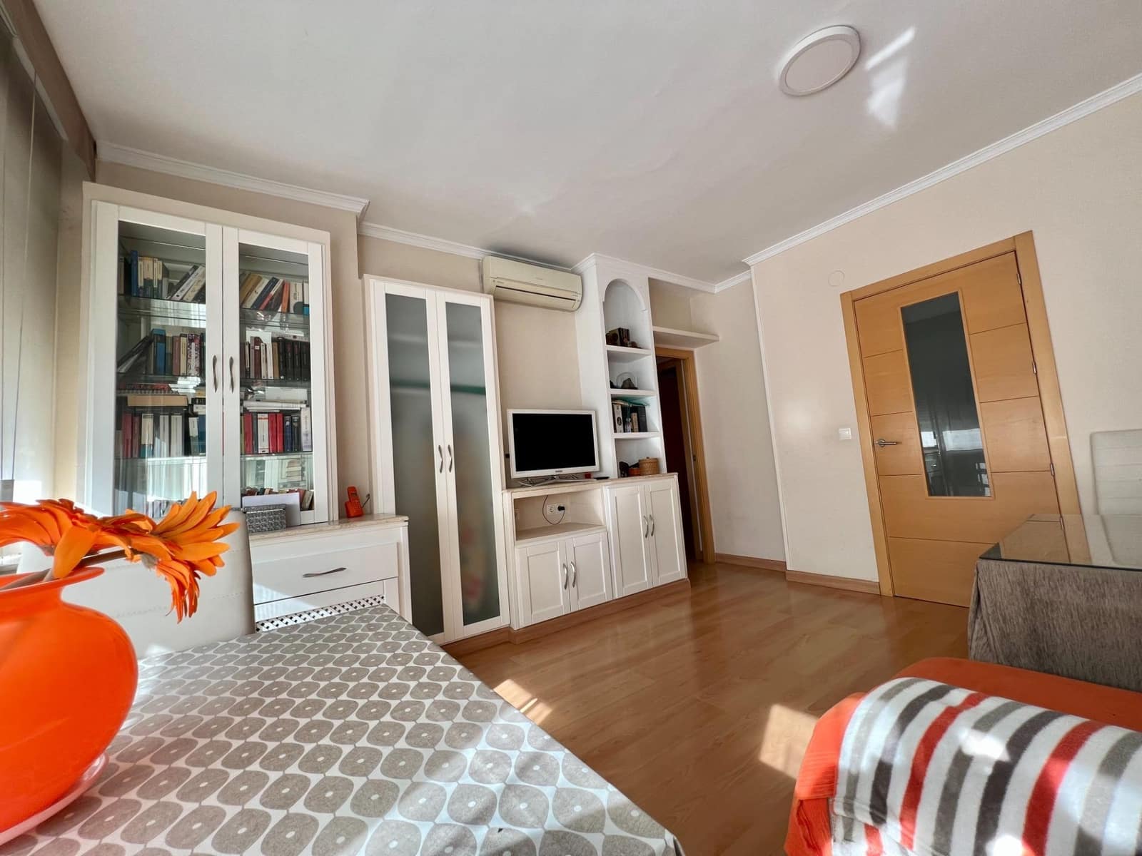 3 slaapkamer Flat te huur in Cordoba stad - € 790 (Ref: 9548332)