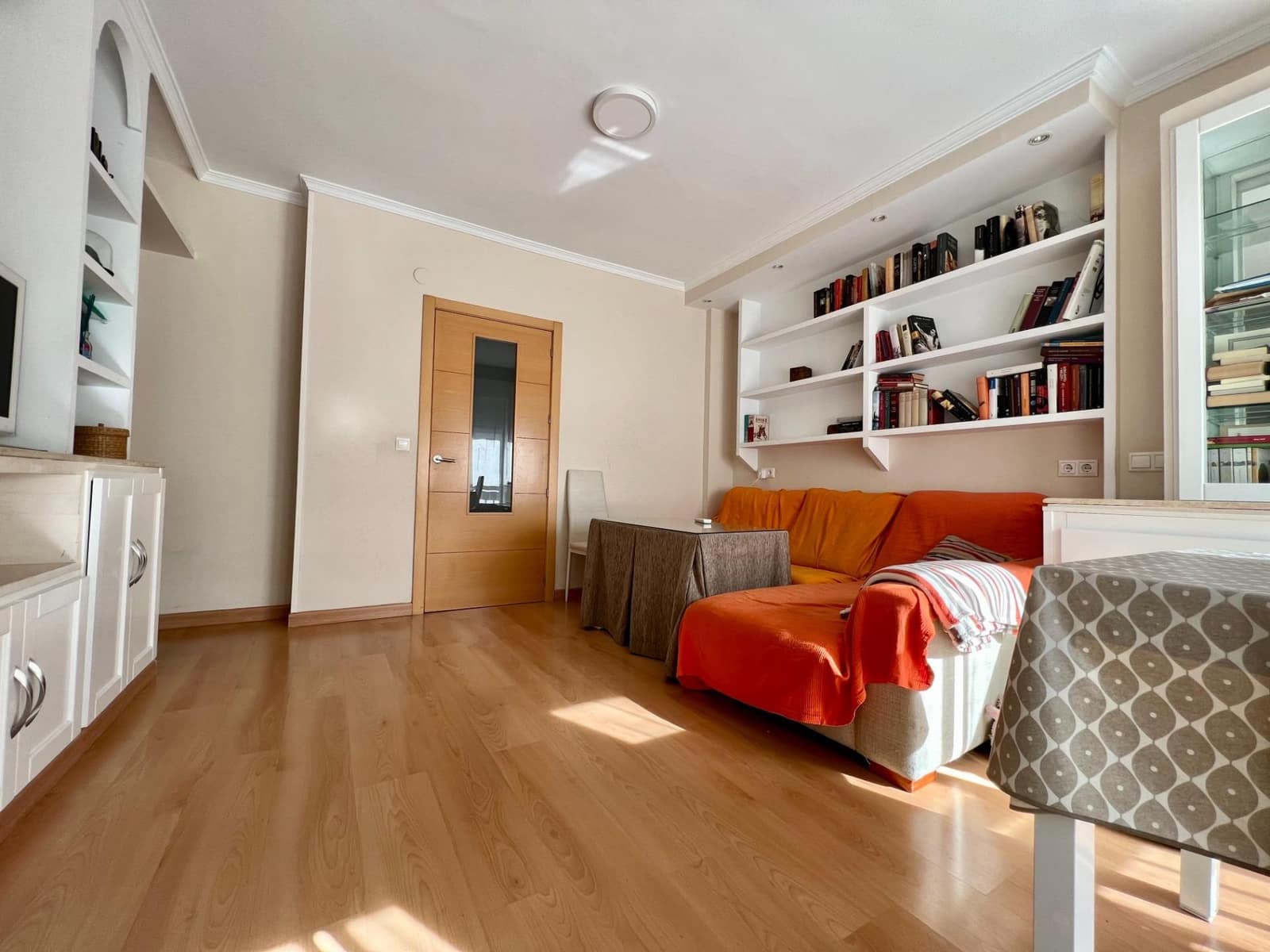 3 slaapkamer Flat te huur in Cordoba stad - € 790 (Ref: 9548332)