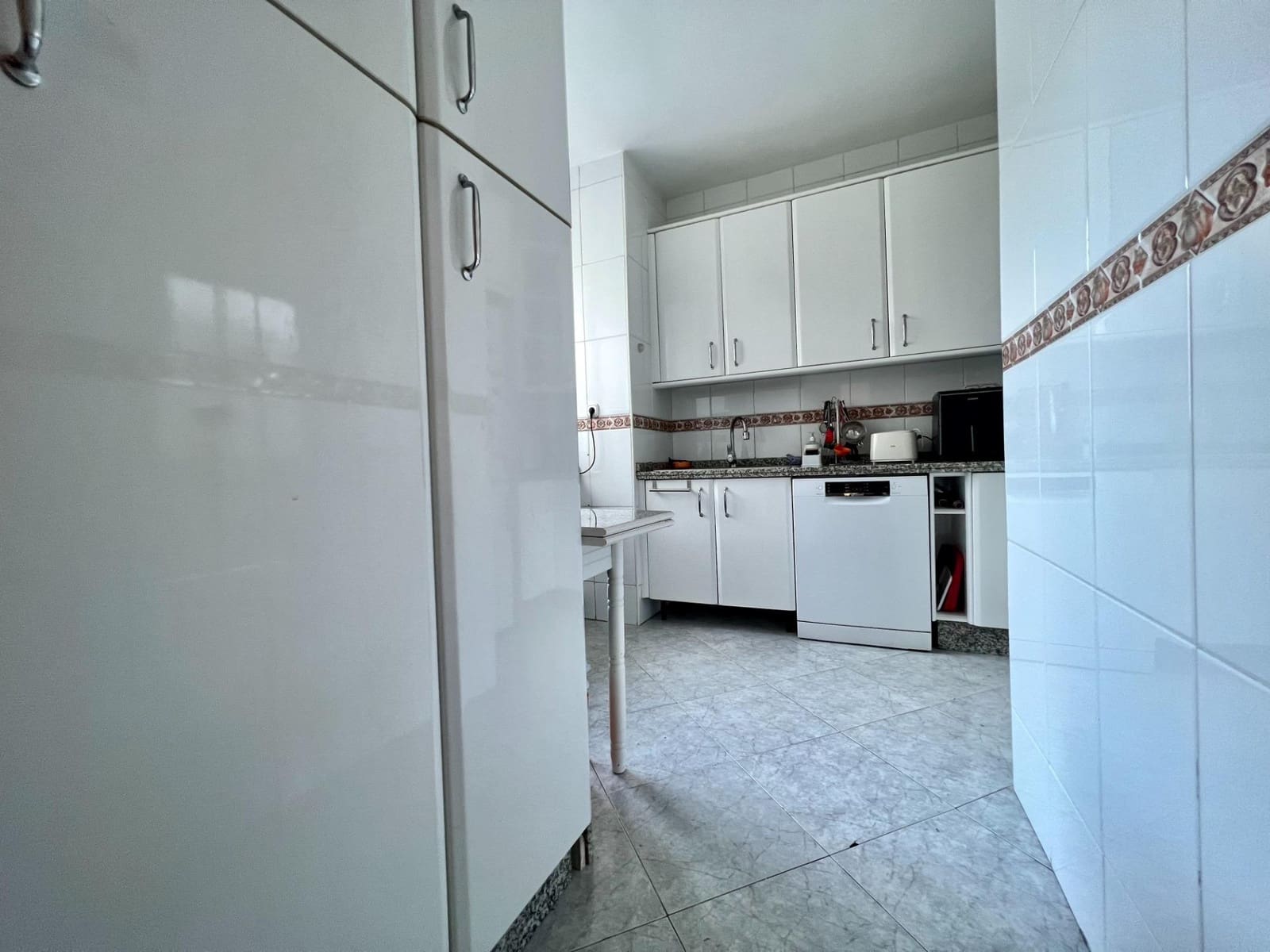 3 slaapkamer Flat te huur in Cordoba stad - € 790 (Ref: 9548332)