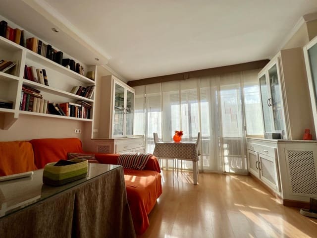 3 slaapkamer Flat te huur in Córdoba stad - € 790 (Ref: 9548332)