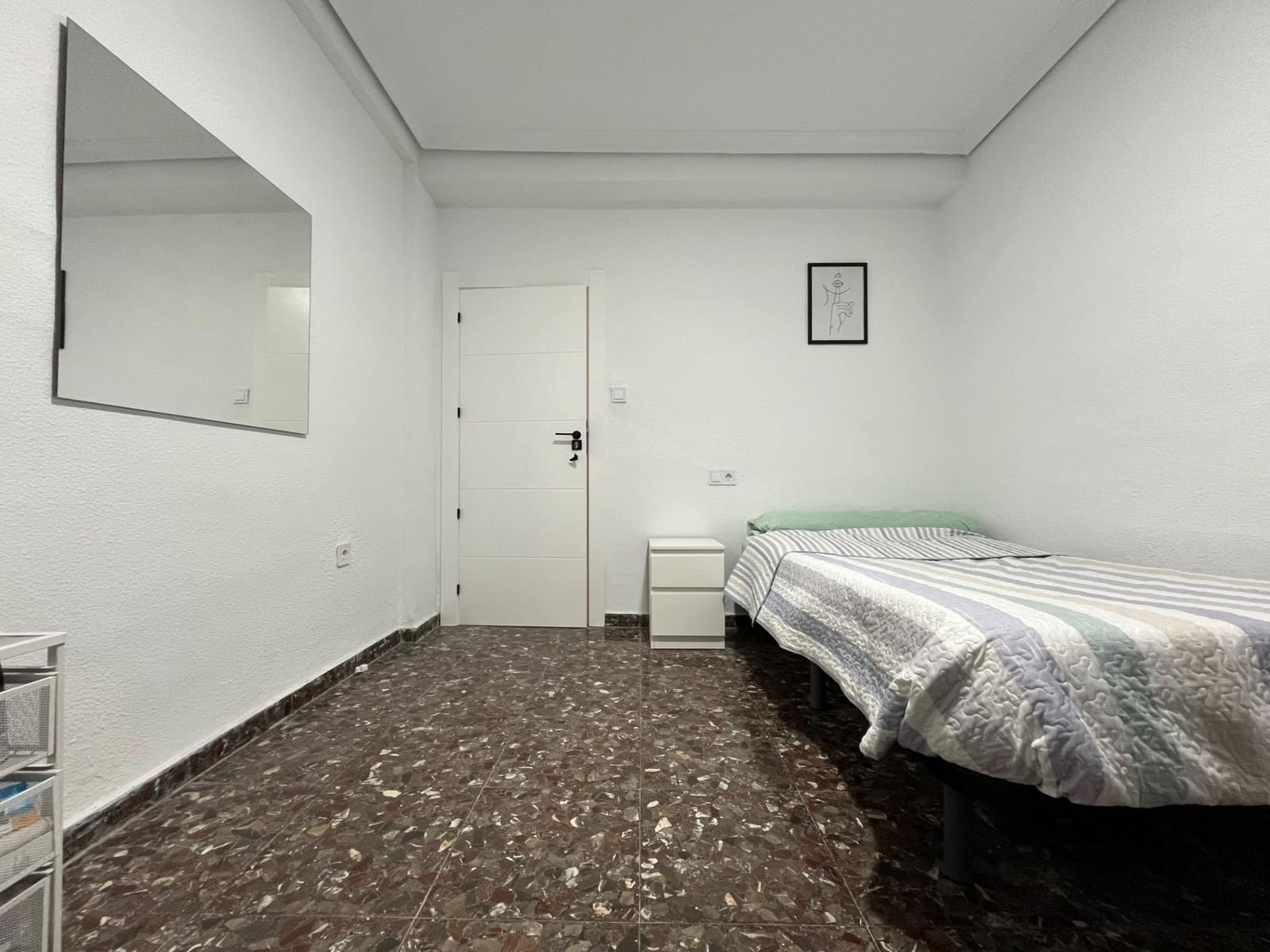 3 bedroom Apartment for sale in Cordoba city - € 143,000 (Ref: 9551643)