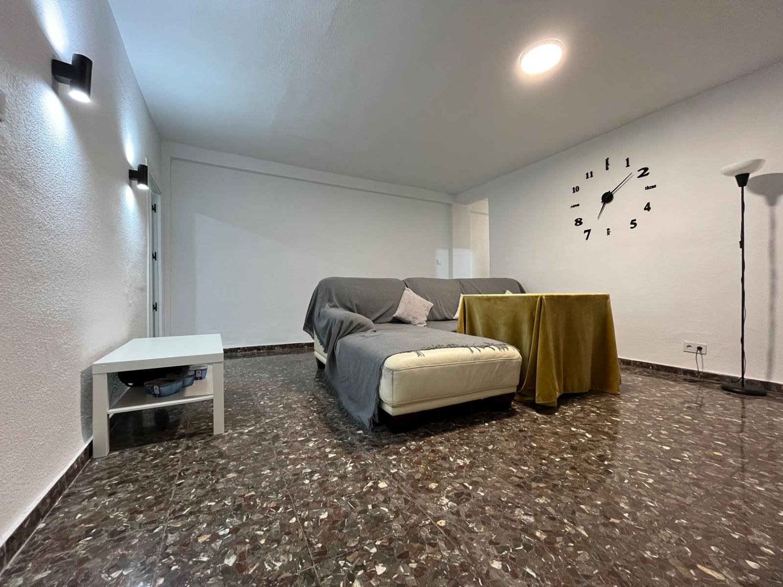 3 bedroom Apartment for sale in Cordoba city - € 143,000 (Ref: 9551643)