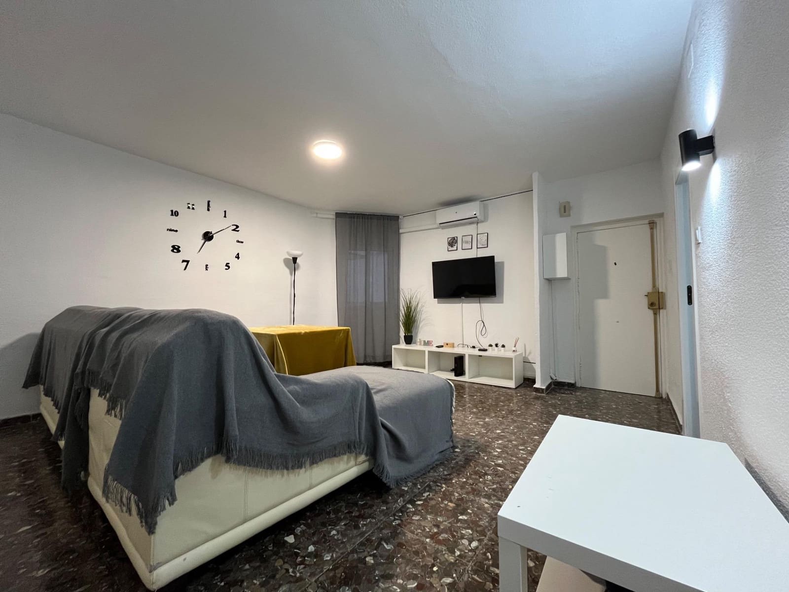 3 bedroom Apartment for sale in Cordoba city - € 143,000 (Ref: 9551643)