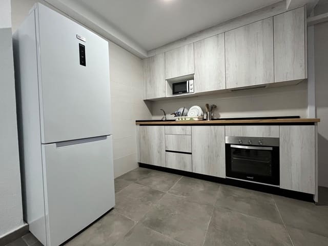 3 quarto Apartamento para venda em Ciudad Jardín, Córdova cidade - 143 000 € (Ref: 9551643)