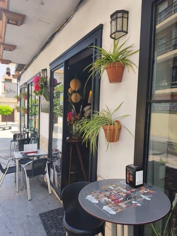 Virksomhed til leje i Centro, Córdoba by - € 800 (Ref: 9568750)