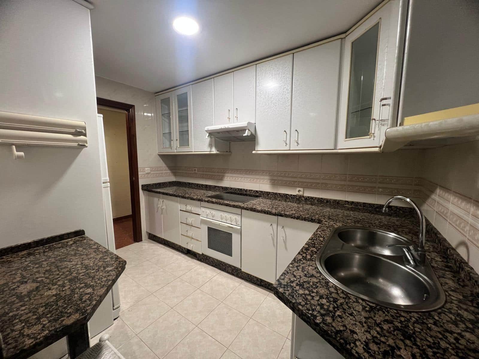 3 sypialnia Mieszkanie na sprzedaż w Miasto Kordoba - 160 000 € (Ref: 9571276)