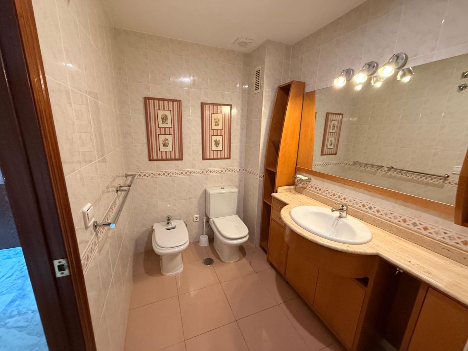 4 camera da letto Appartamento in vendita in Cordova citta con piscina garage - 419.000 € (Rif: 9576714)