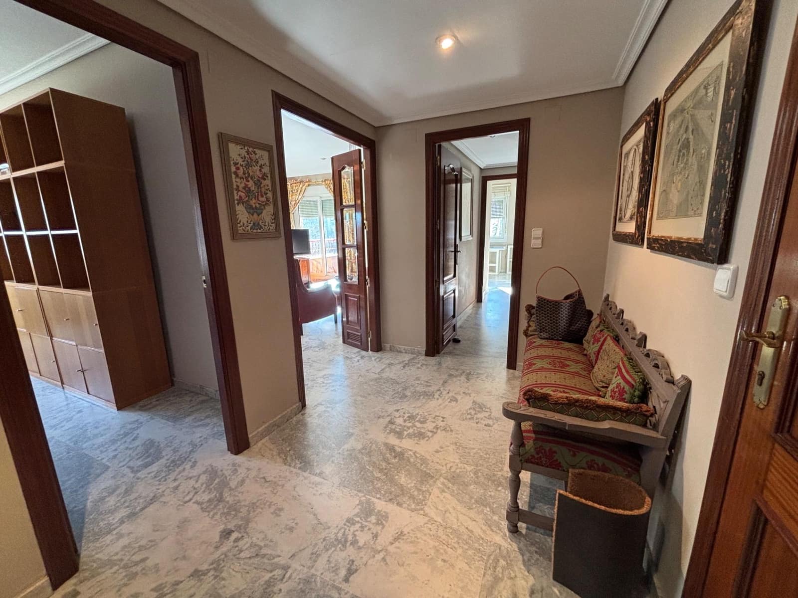 4 camera da letto Appartamento in vendita in Cordova citta con piscina garage - 419.000 € (Rif: 9576714)