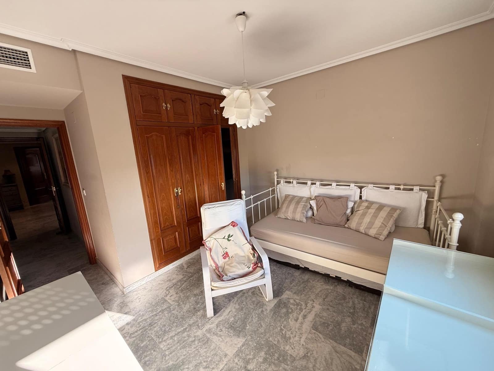 4 camera da letto Appartamento in vendita in Cordova citta con piscina garage - 419.000 € (Rif: 9576714)