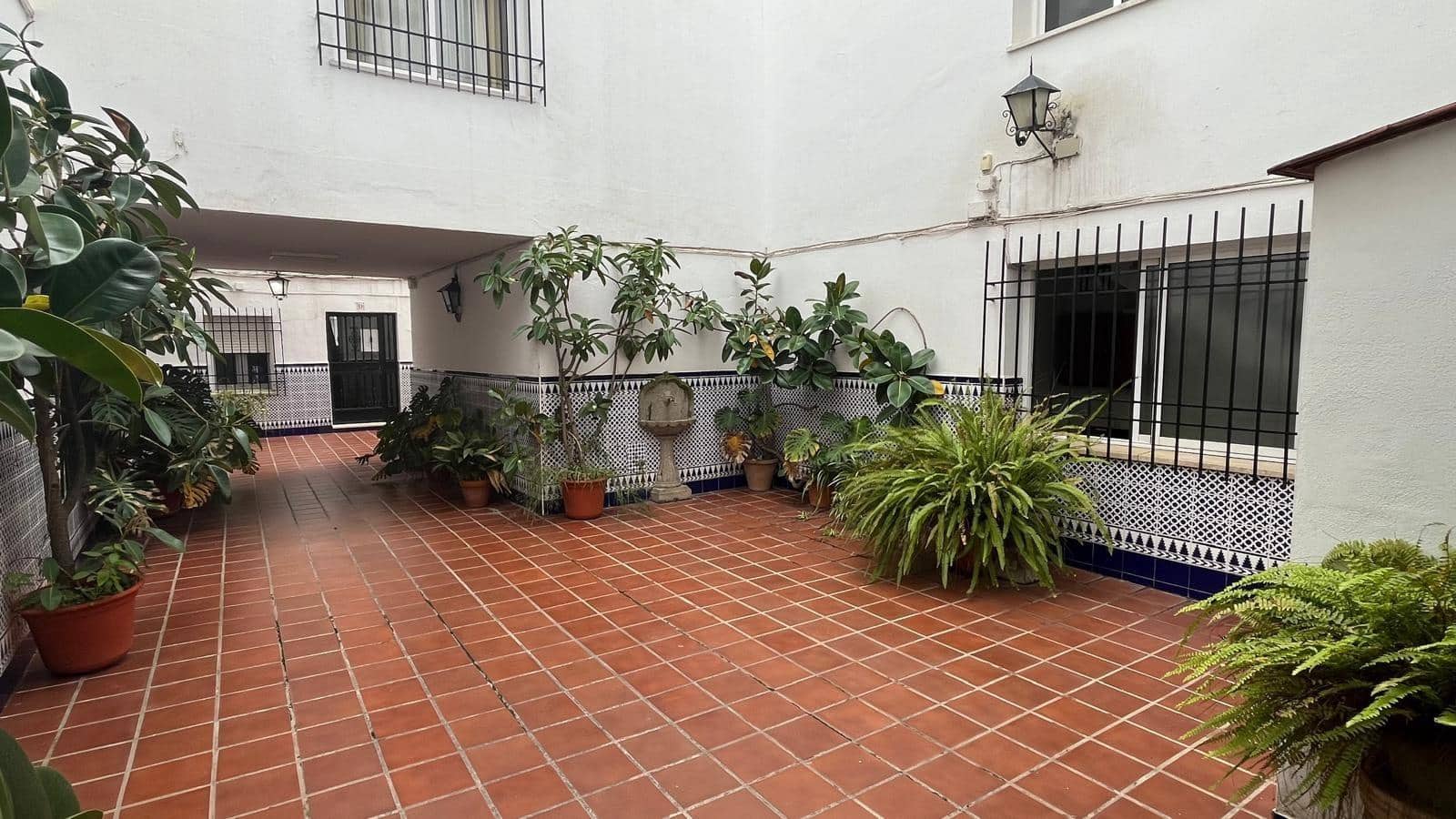 3 bedroom Flat for sale in Cordoba city - € 199,500 (Ref: 9578778)