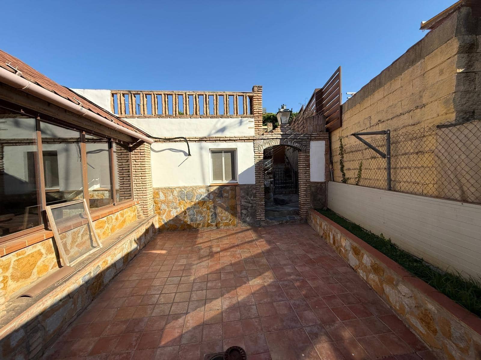 4 sypialnia Willa na sprzedaż w Ecija z basenem garażem - 255 000 € (Ref: 9596249)