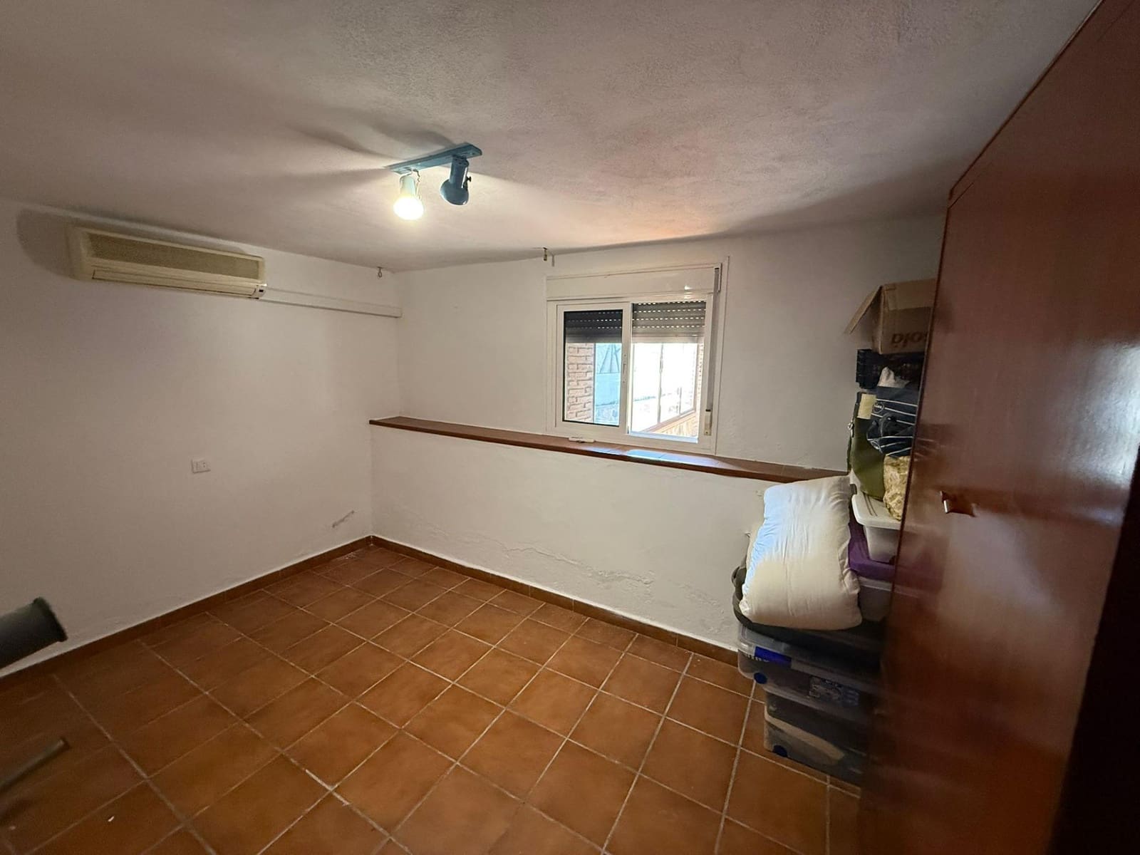 4 sypialnia Willa na sprzedaż w Ecija z basenem garażem - 255 000 € (Ref: 9596249)