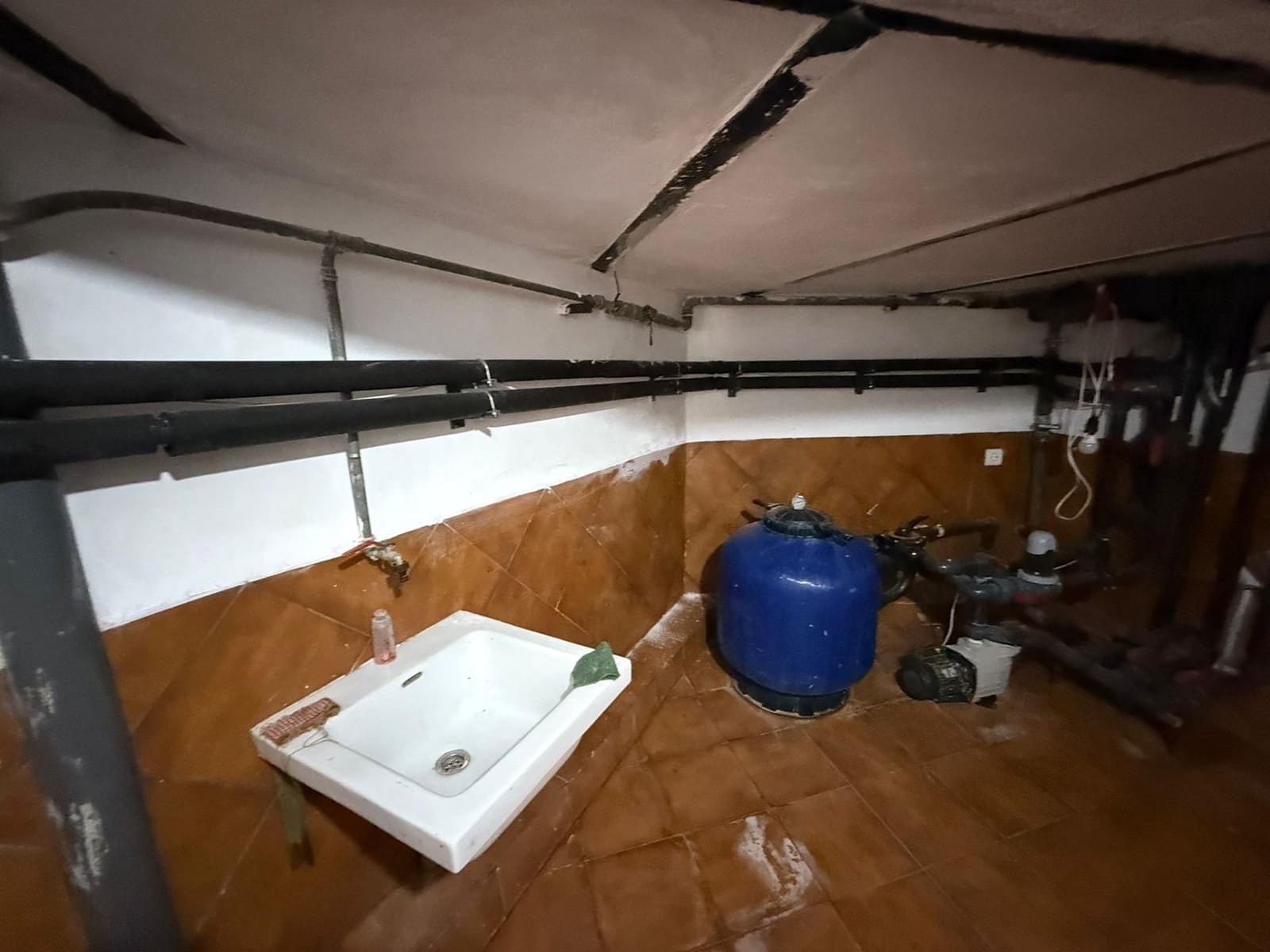 4 sypialnia Willa na sprzedaż w Ecija z basenem garażem - 255 000 € (Ref: 9596249)