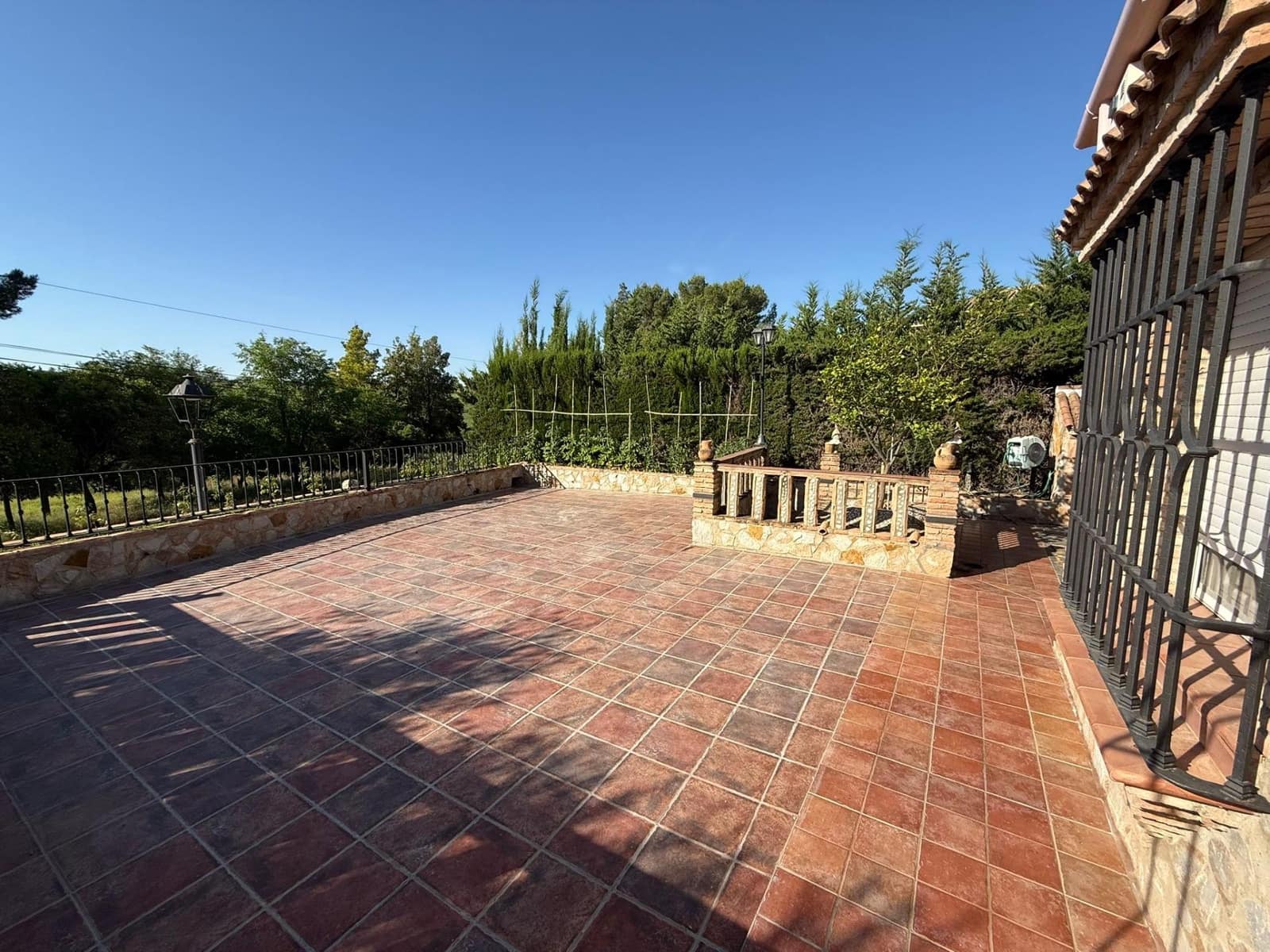 4 sypialnia Willa na sprzedaż w Ecija z basenem garażem - 255 000 € (Ref: 9596249)