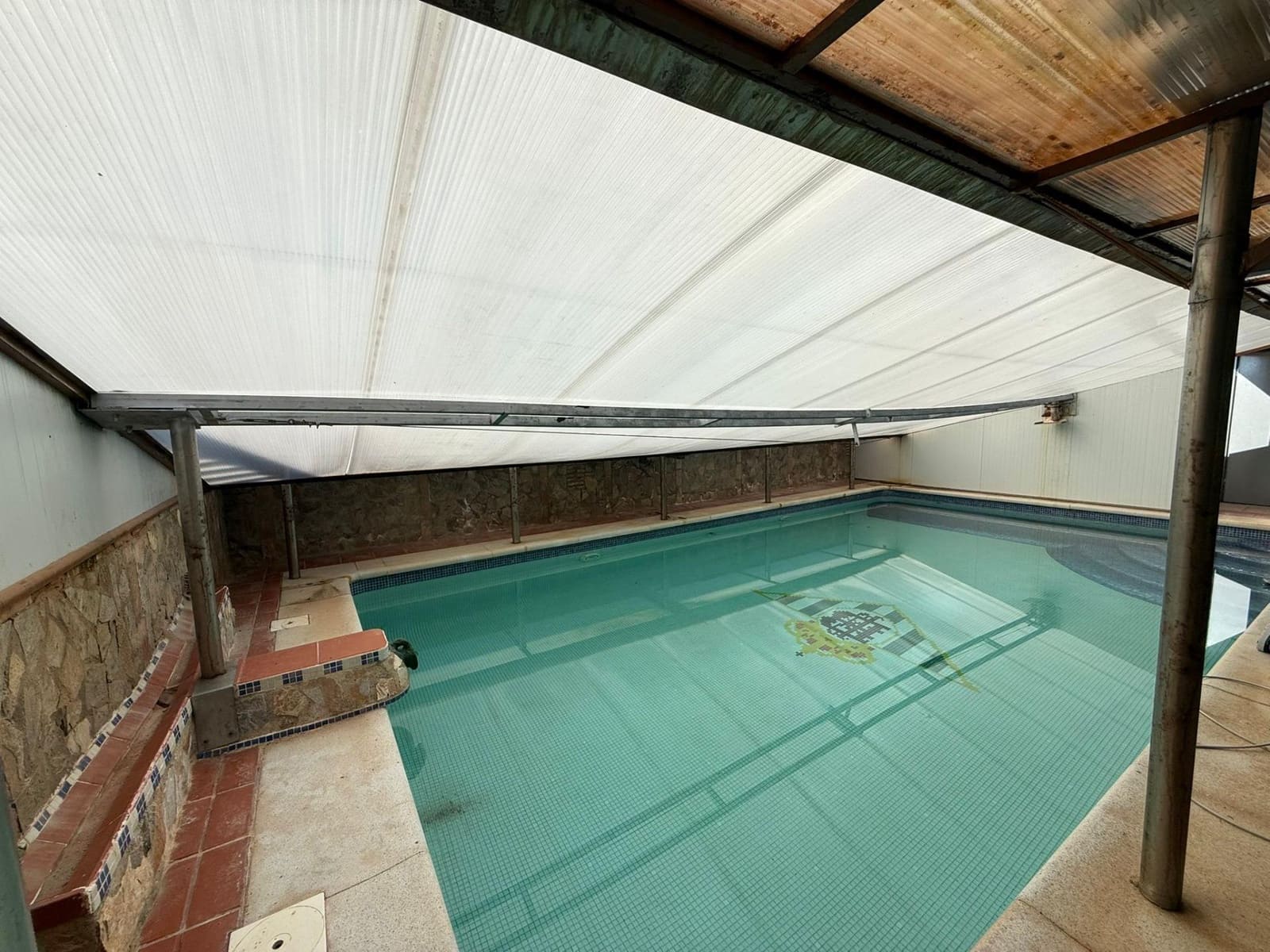 4 sypialnia Willa na sprzedaż w Ecija z basenem garażem - 255 000 € (Ref: 9596249)