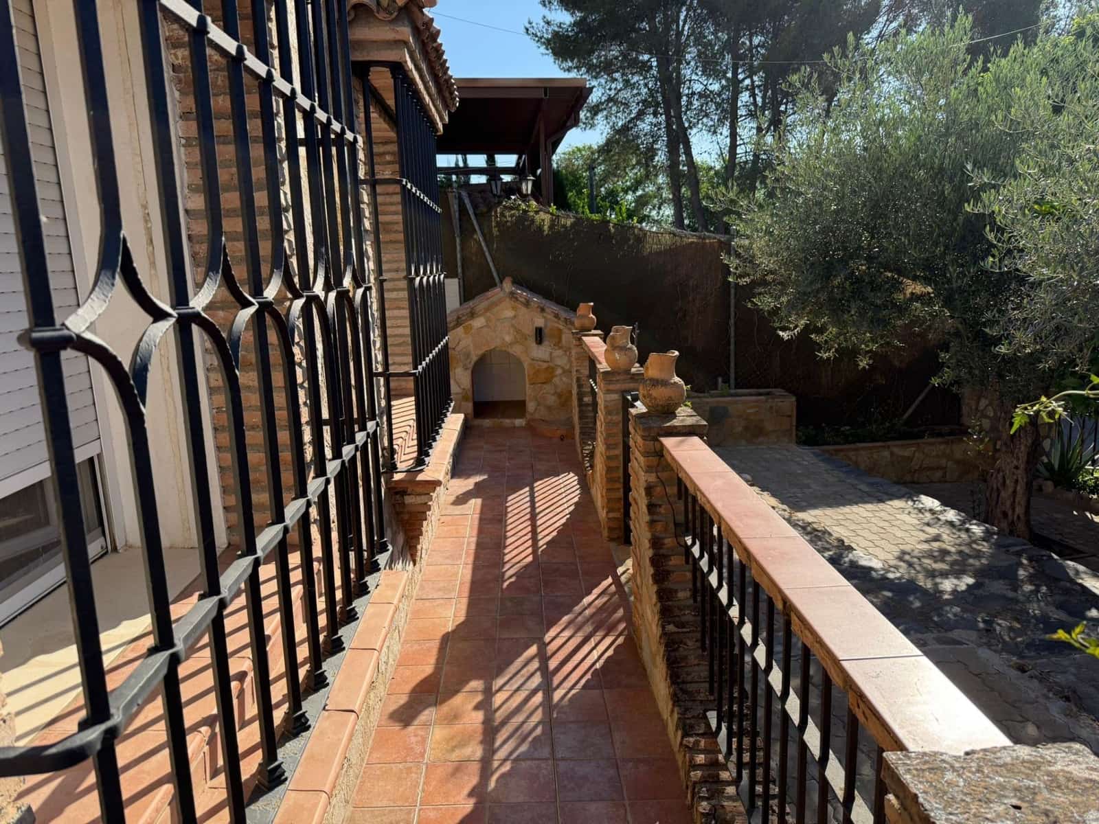 4 sypialnia Willa na sprzedaż w Ecija z basenem garażem - 255 000 € (Ref: 9596249)