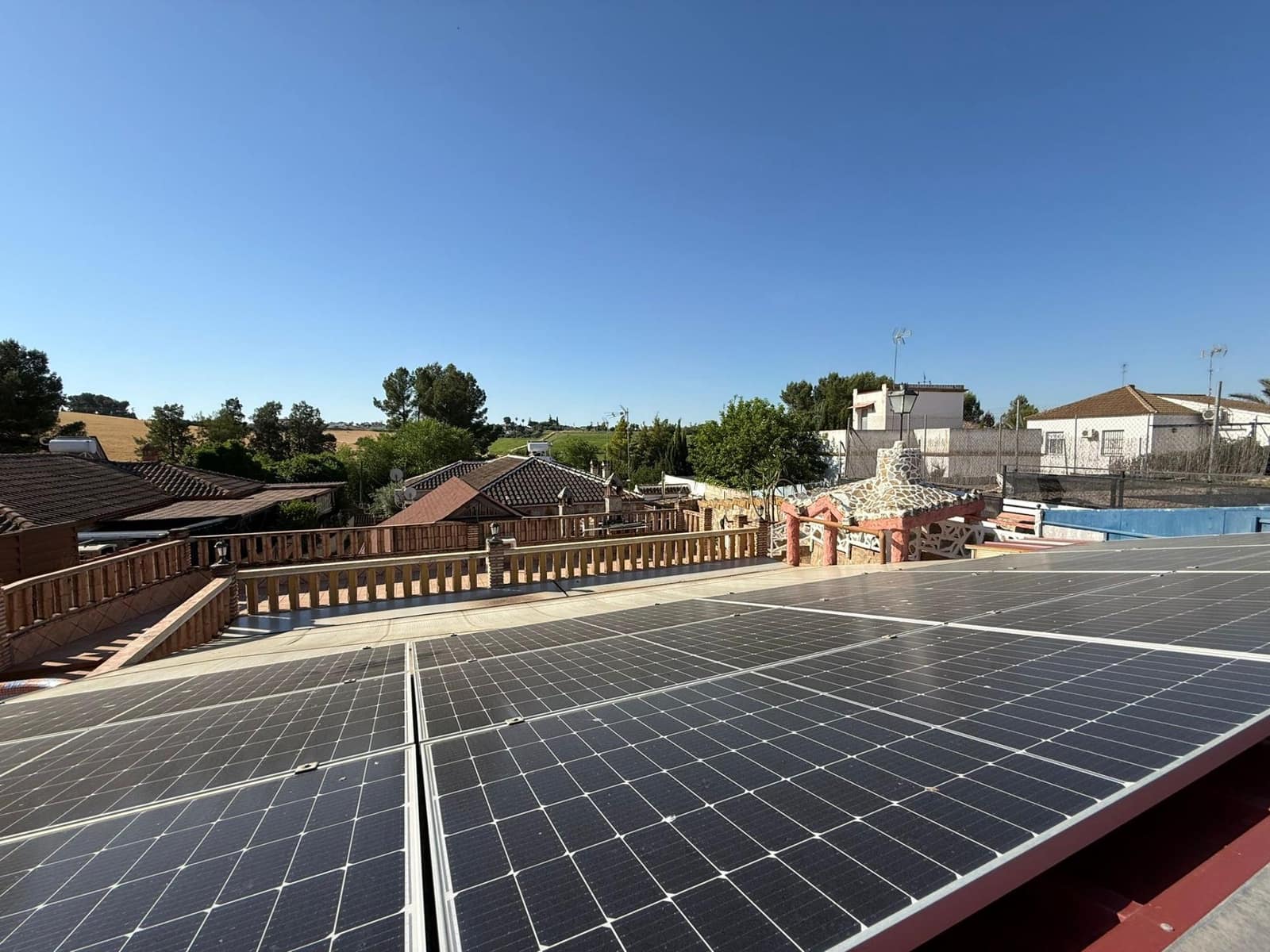 4 sypialnia Willa na sprzedaż w Ecija z basenem garażem - 255 000 € (Ref: 9596249)