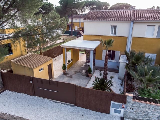 3 bedroom Villa for sale in Córdoba city with pool - € 239,000 (Ref: 9596250)