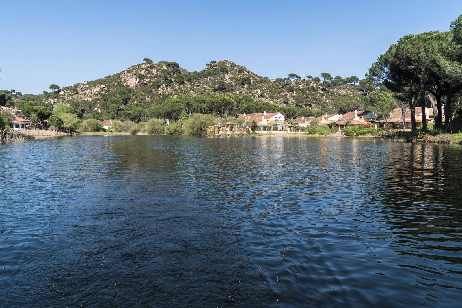 3 bedroom Villa for sale in Cordoba city with pool - € 239,000 (Ref: 9596250)