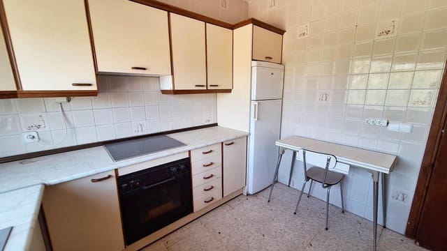 4 bedroom Villa for sale in Alcolea, Córdoba city with pool garage - € 164,500 (Ref: 9596254)