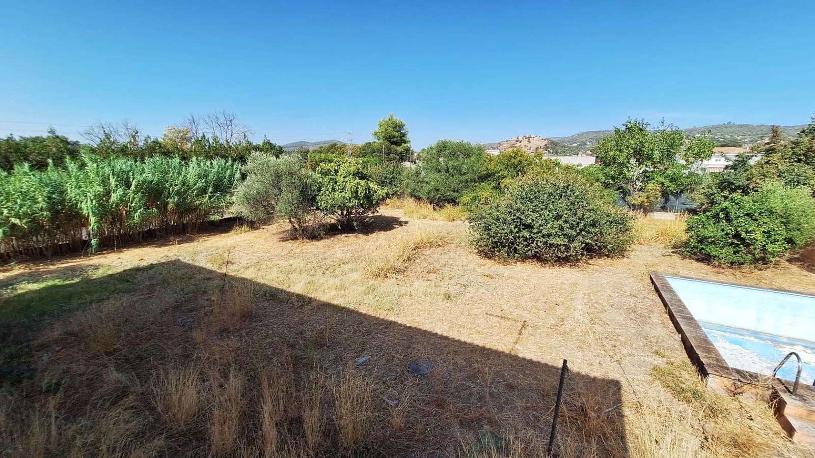 4 bedroom Villa for sale in Cordoba city with pool garage - € 164,500 (Ref: 9596254)