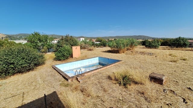 4 bedroom Villa for sale in Alcolea, Córdoba city with pool garage - € 164,500 (Ref: 9596254)