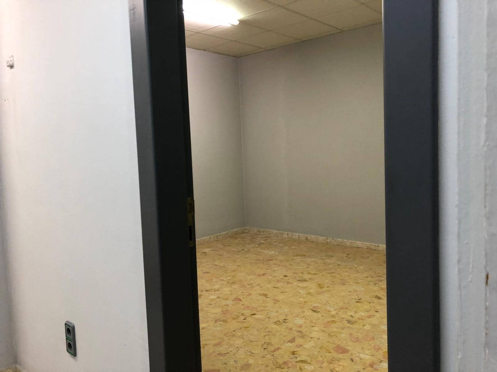 Kommersiell til salgs i Posadas - € 80 000 (Ref: 9599623)