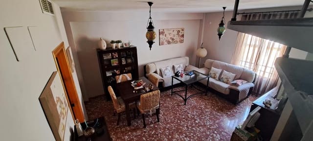 3 chambre Appartement à vendre à Villafranca de Córdoba avec piscine - 140 000 € (Ref: 9605066)