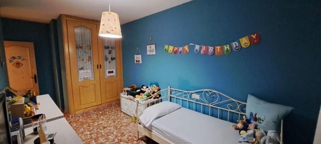 3 chambre Appartement à vendre à Villafranca de Córdoba avec piscine - 140 000 € (Ref: 9605066)