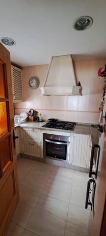 3 bedroom Apartment for sale in Villafranca de Córdoba with pool - € 140,000 (Ref: 9605066)