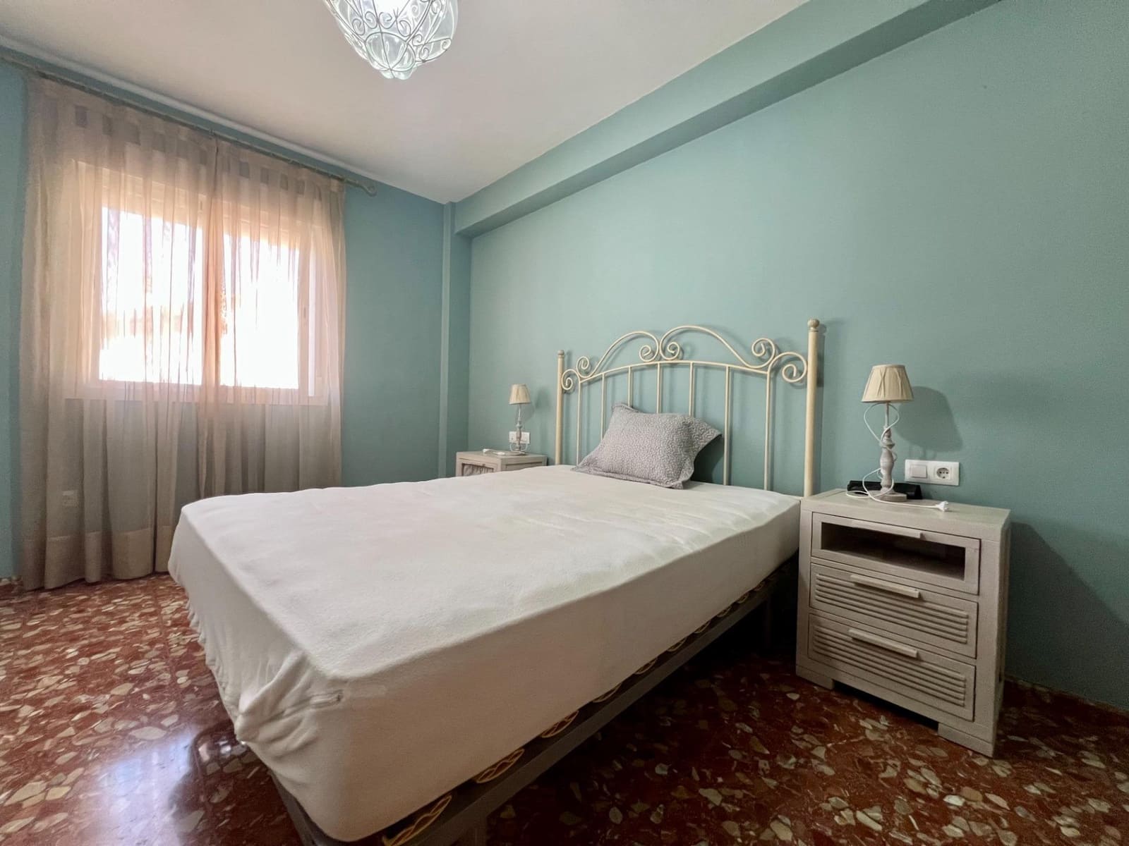 3 bedroom Apartment for sale in Villafranca de Cordoba with pool - € 140,000 (Ref: 9605066)