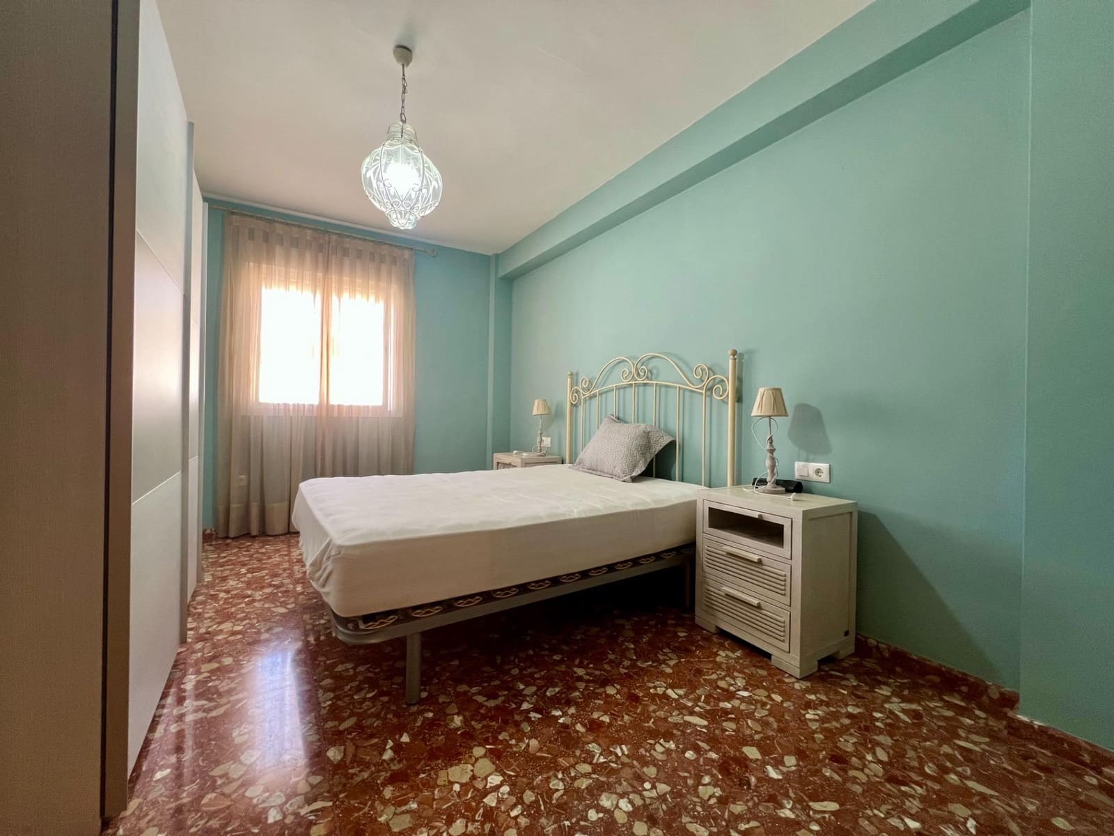 3 bedroom Apartment for sale in Villafranca de Cordoba with pool - € 140,000 (Ref: 9605066)