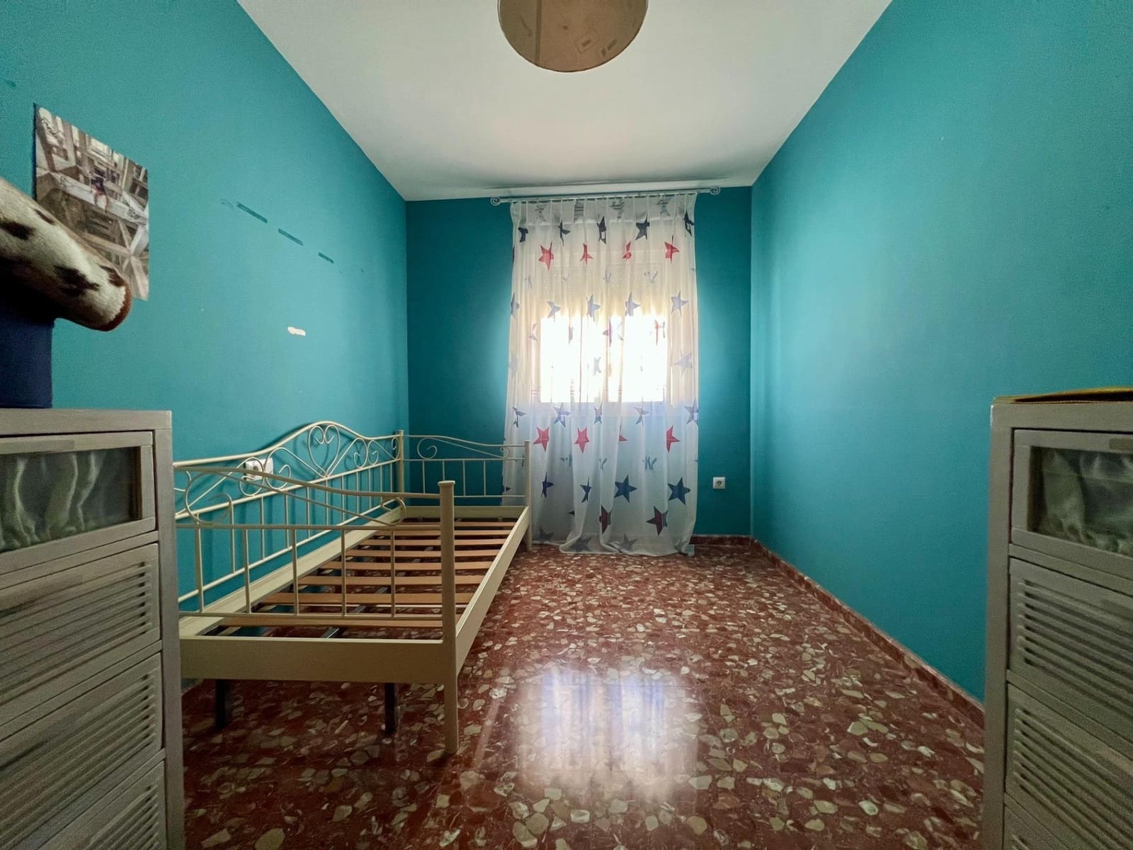 3 bedroom Apartment for sale in Villafranca de Cordoba with pool - € 140,000 (Ref: 9605066)