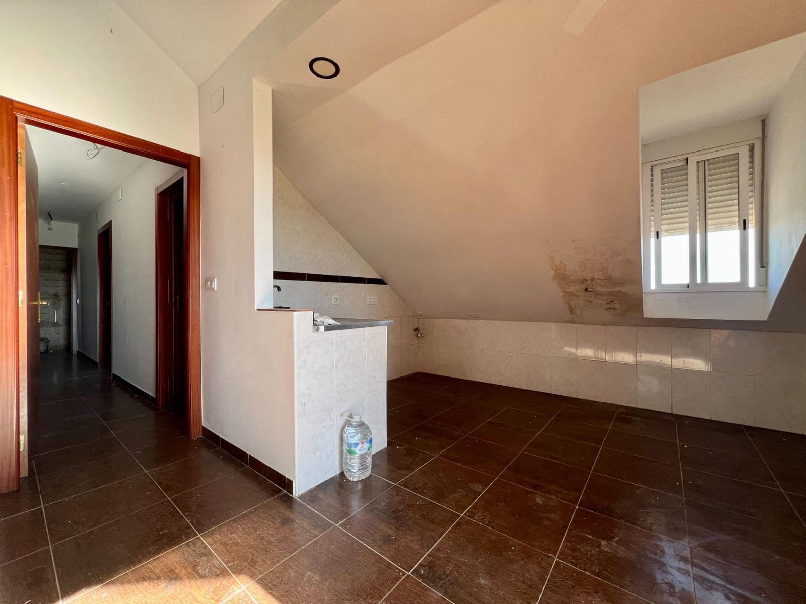 9 chambre Finca/Maison de Campagne à vendre à Cordoue ville avec garage - 170 000 € (Ref: 9605067)