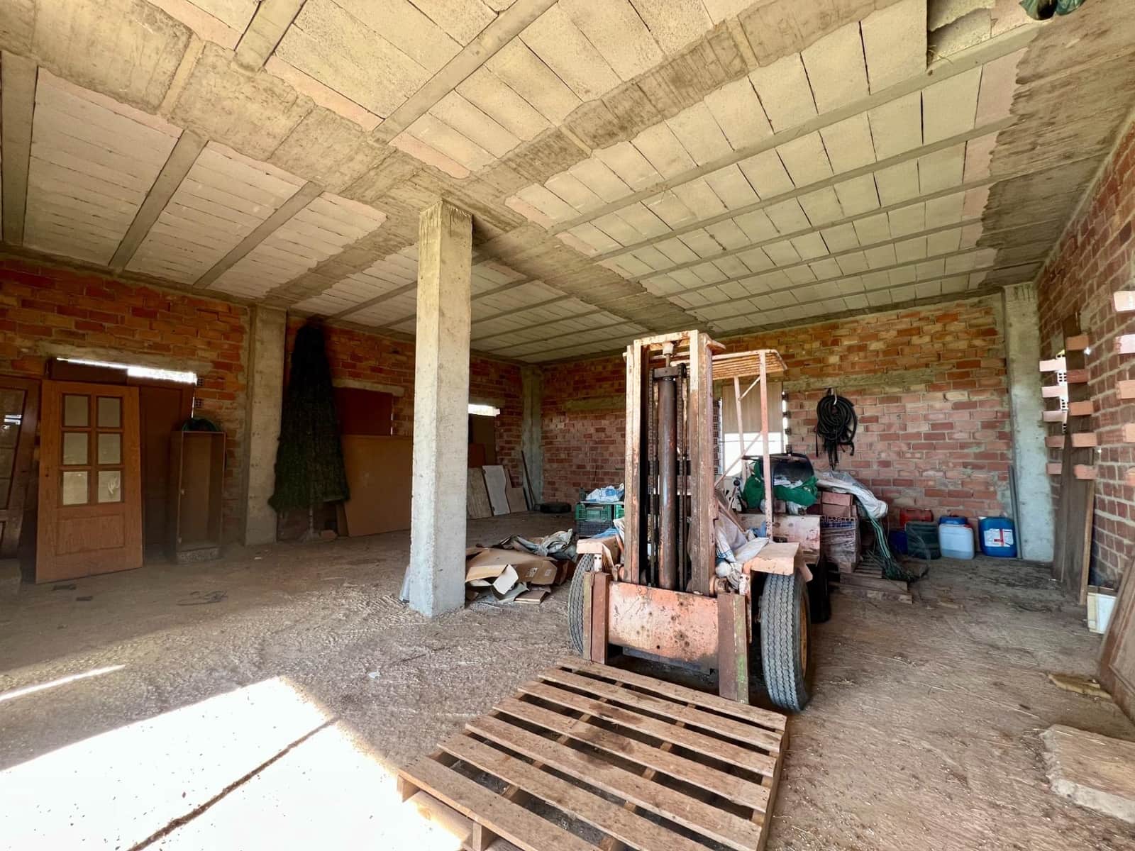 9 chambre Finca/Maison de Campagne à vendre à Cordoue ville avec garage - 170 000 € (Ref: 9605067)