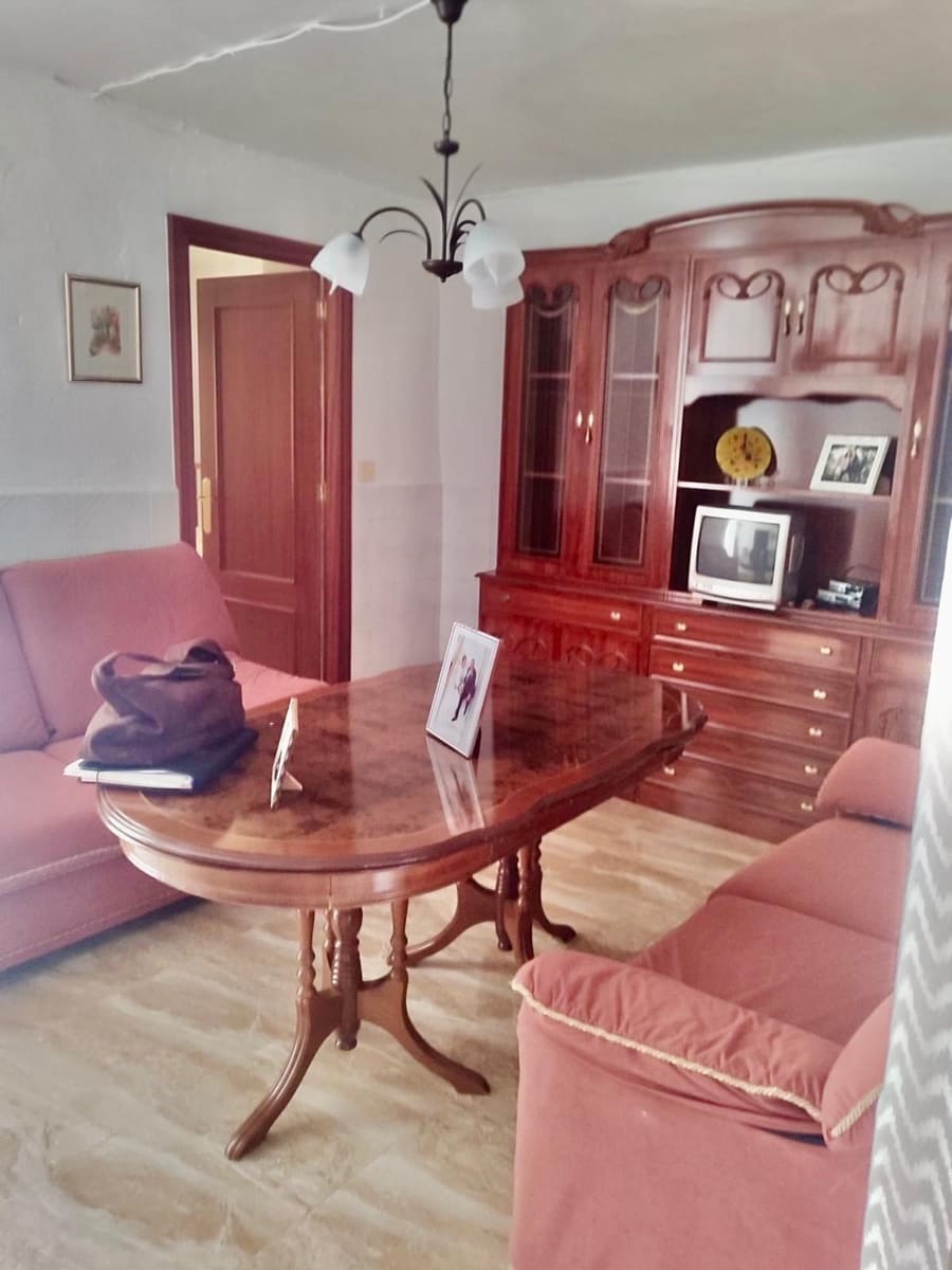 3 bedroom Townhouse for sale in Fuente Obejuna - € 50,000 (Ref: 9608153)